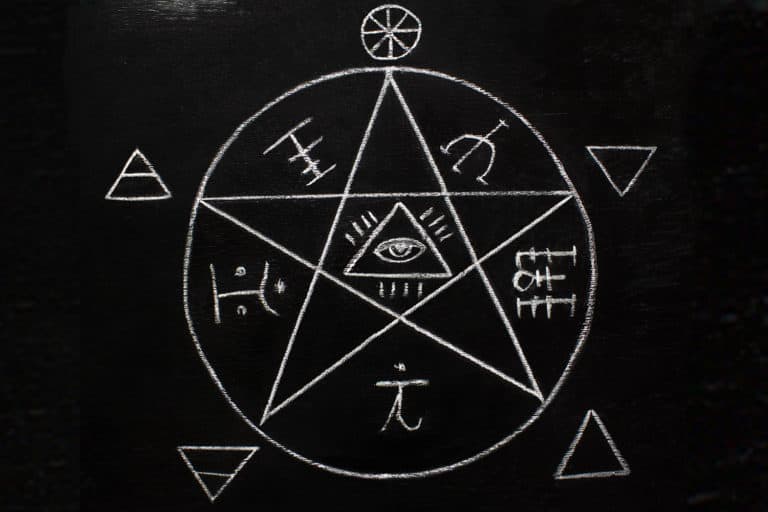 What Is the Difference Between a Pentacle and a Pentagram?